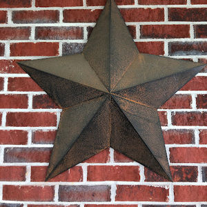 Meet your Posher, Josh and niki